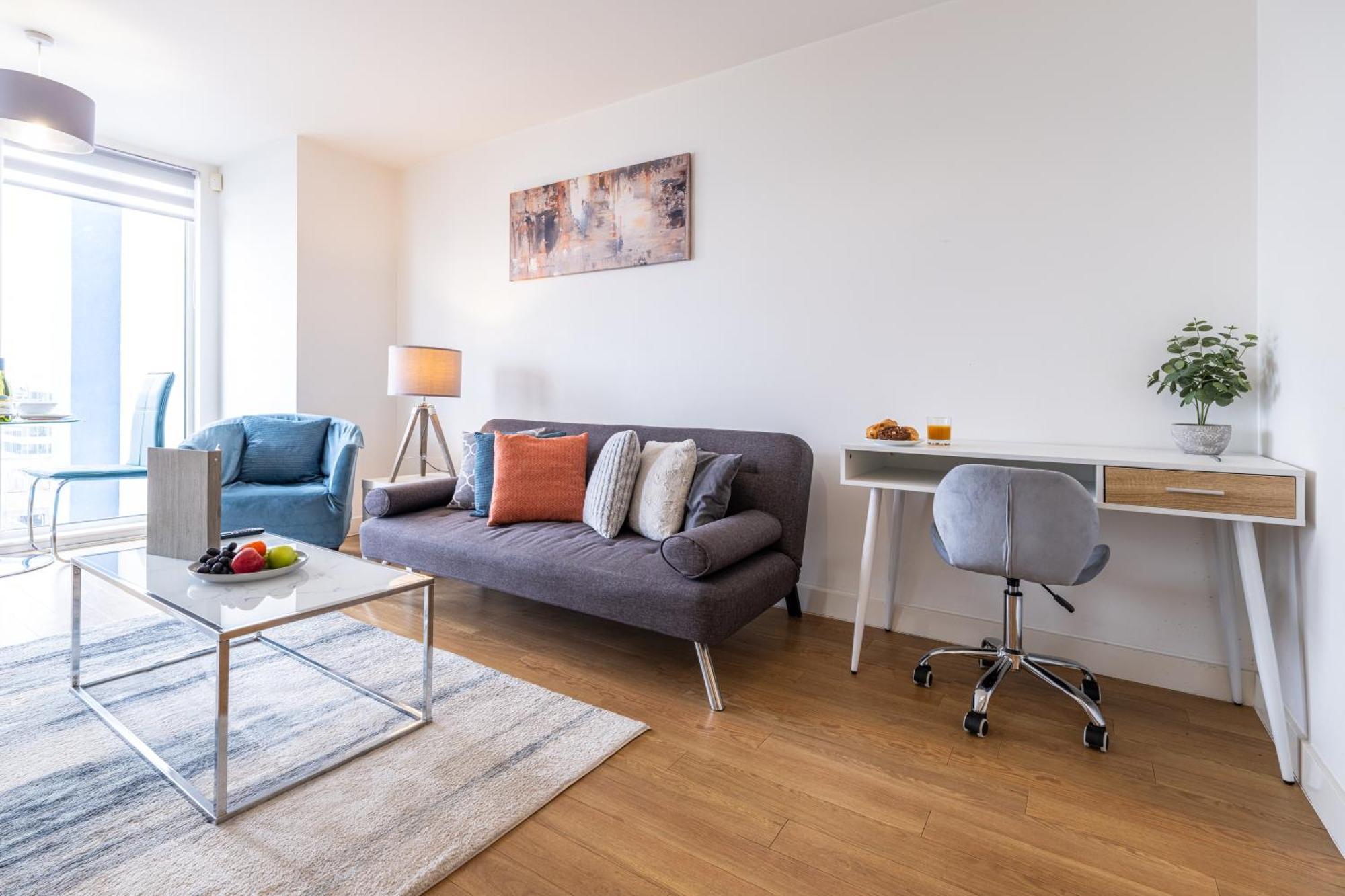 Brightleap City Centre: Stylish Home-Away with Smart Amenities Milton Keynes Exterior photo