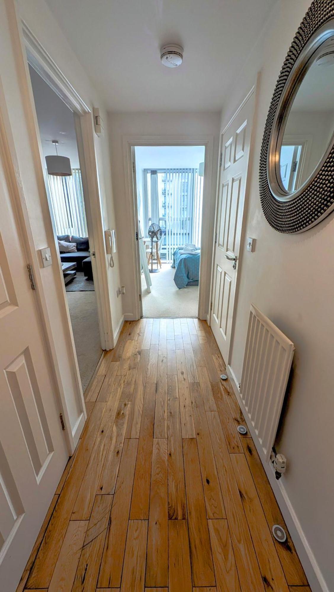 Brightleap City Centre: Stylish Home-Away with Smart Amenities Milton Keynes Exterior photo